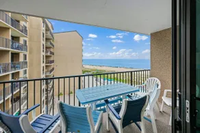 Sea Colony: Oceanfront Pools & Beach Access - Image 2