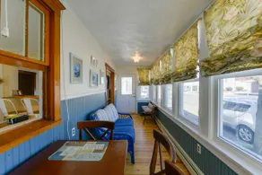 Near Convention Center & Boardwalk! Apt w/ Sunroom - Image 2