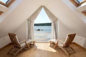 House on the Beach - Image 3