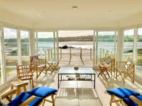 House on the Beach - Image 5
