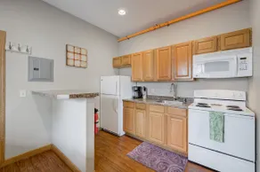 Dewdrop Condo - Spacious Studio For 2 By Beach! - Image 5