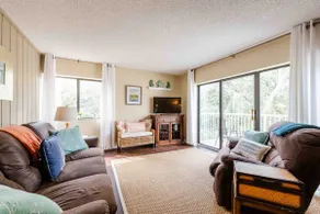 2029 Beachwood Villa - Image 4