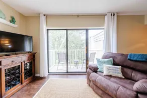 2029 Beachwood Villa - Image 5