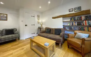 Barf Cottage - Image 2
