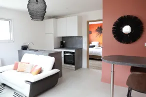 Terracotta Apartment - Image 3
