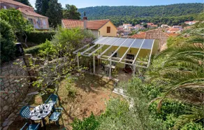 3 Bedroom Beautiful Apartment In Veli Losinj - Image 5