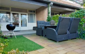 2 Bedroom Stunning Home In Bruinisse - Image 2
