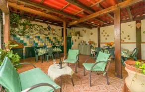 Beautiful Home in Menfi With Wifi and 3 Bedrooms - Image 5