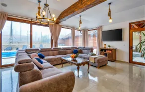 Lovely home in Donja Batina with sauna - Image 2