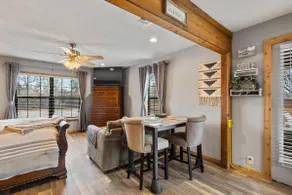 Cozy Hideaway in Denison Tx - Image 4
