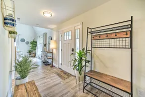 Modern-Chic Athens Home - Fish, Ski & Swim! - Image 4