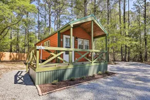 Family-Friendly Cabin ~ 5 Mi to Dtwn New Bern - Image 2