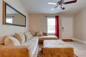 Dog-Friendly Pensacola Duplex ~ 7 Mi to Downtown - Image 5