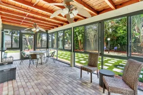 AquaDome:Near Beach & Screened Private Patio - Image 5