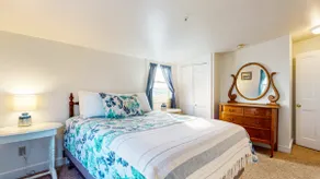Inn on the Harbor - Image 2