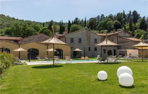 Mysigt hem i Sant'Arcangelo med. - Image 2