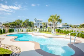 Mermaid Manor - Image 3