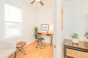 Downtown Retreat with BBQ & Workspace - Image 4