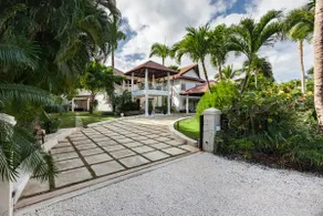 Luxurious Exotic Villa Palapa Arrecife Beach and Golf Club - Image 2