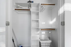 Vintage Charming 1-bedroom house with WiFi and AC - Image 3