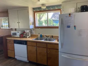 Lakefront Cabin - Image 3
