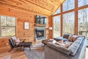 Spacious Cabin in Hocking Hills close to Caves.HotTub,Grill & 66 Acres of Hiking - Image 2