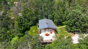 Luxe Home w/ New Overlook Deck, Heirloom Vacations - Image 2