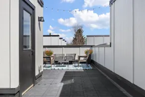 SkyBox|Rooftop|Downtown - Image 4