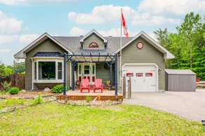 2-Acre Muskoka Cottage | Firepit | Pond |BBQ - Image 5