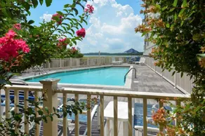 Sleeps 9 - 3 BD Townhome in The Narrows Fenwick - Image 4