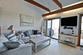 Sleeps 9 - 3 BD Townhome in The Narrows Fenwick - Image 5