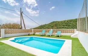 Gorgeous Home In Cajiz - Image 2