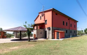 6 bedroom awesome home in Passignano sul T - Image 2