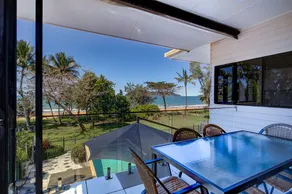 Frangipani Place - Absolute Beachfront - Image 5