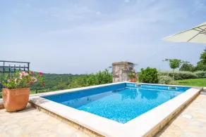 Espaciosa casa vacacional totalmente equipada con barbacoa, piscina privada y jardín - Image 3