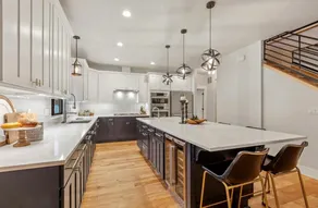 Spacious, Immaculate 4350 sq ft Home• Amazing Kitchen - Image 5