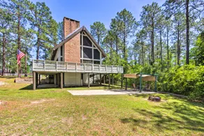 Sam Rayburn Resort Cabin with Golf & Lake Access - Image 3