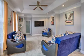 Dayton House w/ Private Hot Tub, Patio, Grill - Image 4