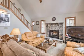 Walk to Beach: Lakefront Pocono Escape w/ Fire Pit - Image 5