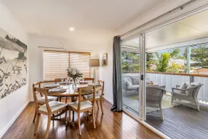 THE Elks - Pet Friendly Home in Town - Holiday Yamba - Image 4