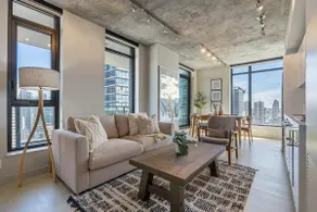 2BR 2BA Rustic Japandi Inspired Design Theme - 6 Guests & POOL! - Image 2