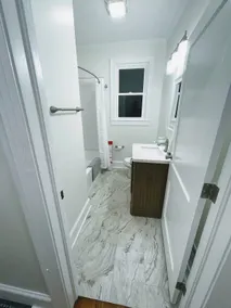 Renovated 1 bedroom in Forest Hills - A - Image 3