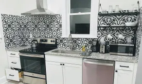 Renovated 1 bedroom in Forest Hills - A - Image 5