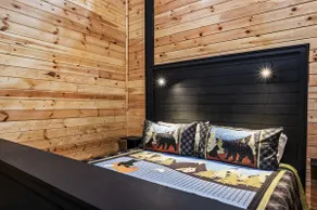 Romantic Smoky Mountain Getaway • Blackbear Lodge - Image 5