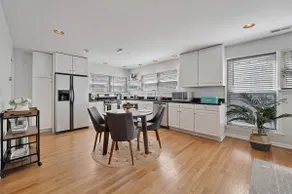 Old Town 3bd 3ba Coach House Garage Parking Incl by AllSet Turnover - Image 2