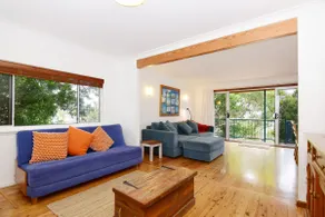 Salty Dog- Pet friendly- Under cover outdoor sitting area - Image 3