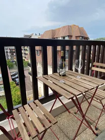 Nice 41 M With Balcony Near The Beach - Image 3