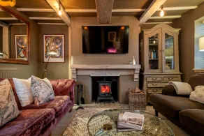Purple Poppy Cottage - Image 2