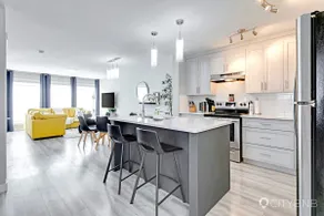 Bonnie Doon. New Infill. 3bd/2.5bth. Garage parking. - Image 3