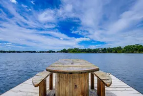 Private & Picturesque Escape on Lake Henry! - Image 2